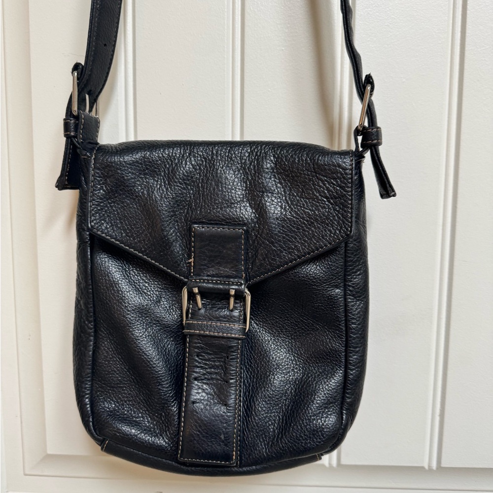 Vintage Perry Ellis Black Pebble Leather Buckle Crossbody Bag. 7” by 8.5” by 2”